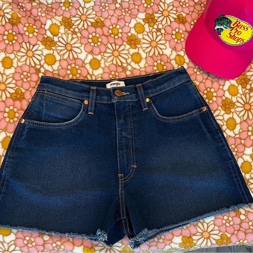 Wrangler denim jean shorts cut offs